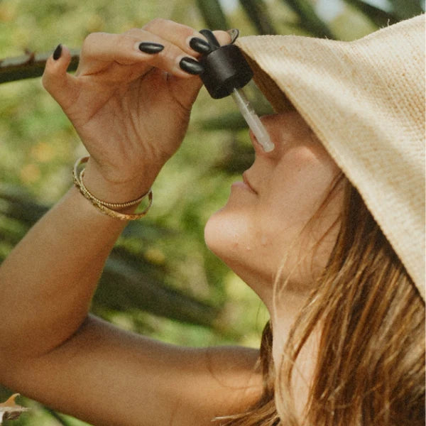 REBALANCE: Seasonal Hydrating Face Serum