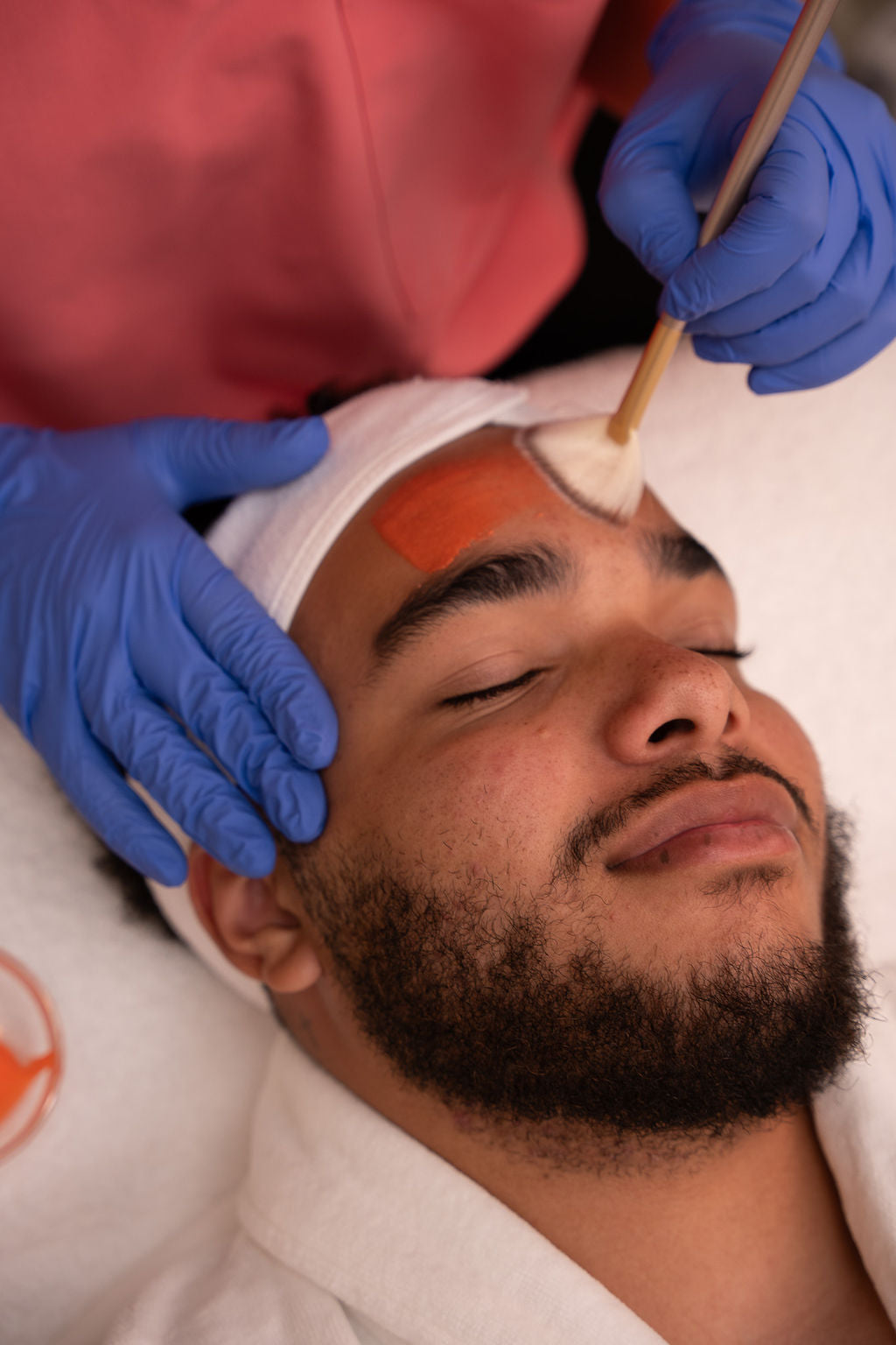 Gentlemen’s Facial
