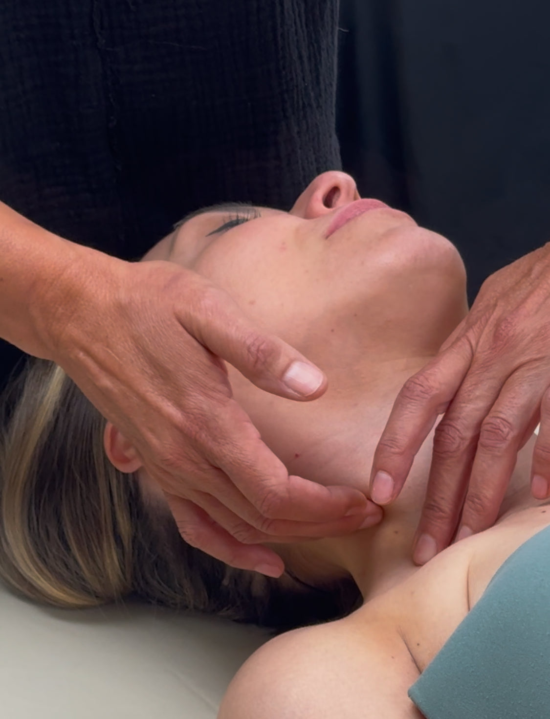 Facial Fascia Therapy