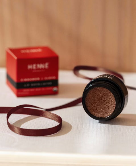 Henne Organics Cinnamon + Clove Lip Exfoliator