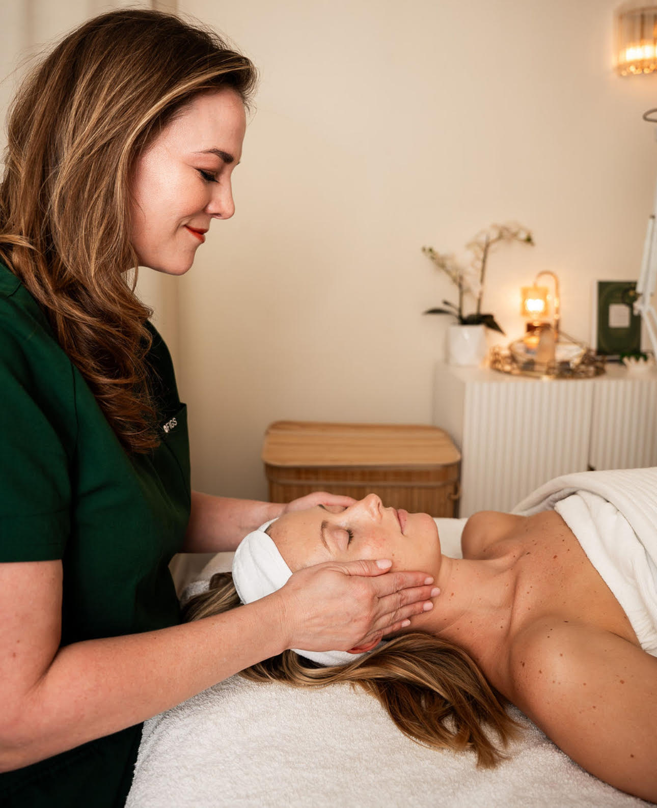 Manual Lymphatic Drainage Facial